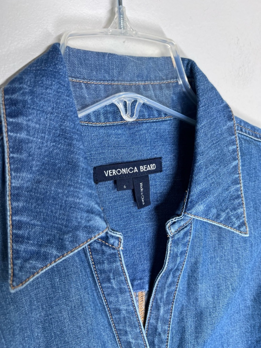 EUC Veronica Beard Sleeveless Denim Button-Down Shirt in Blue - Picture 5 of 8